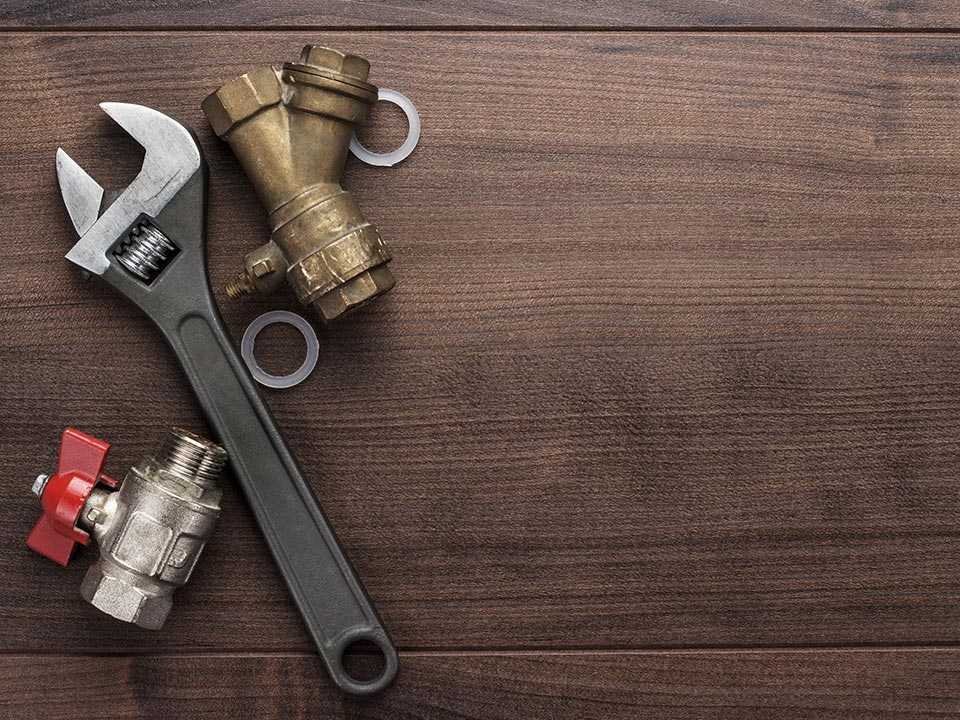 a-guide-to-starting-a-plumbing-business.jpg
