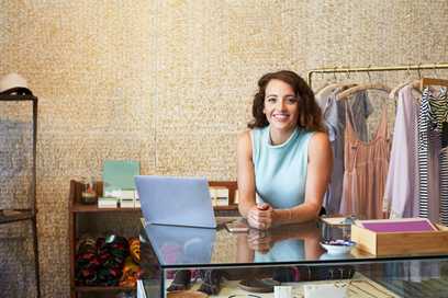 How to start a clothing business: 9 easy steps