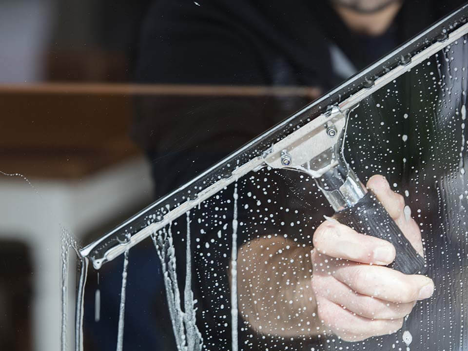 Where do UK window cleaners have the highest turnover?