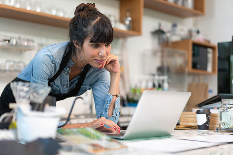 Small business grants for women | Simply Business UK